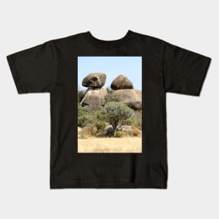 Rock Formations, Kopjes in Serengeti National Park, Tanzania Kids T-Shirt